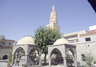 u0645u0633u062cu062f u0642u062fu064au0645 u0641u064a u0628u0648u062au0627u0646r