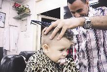 صالونات الحلاقة استعدت حتى للرضع