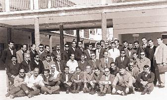 ... ومع الهيئة التدريسية سنة 1970