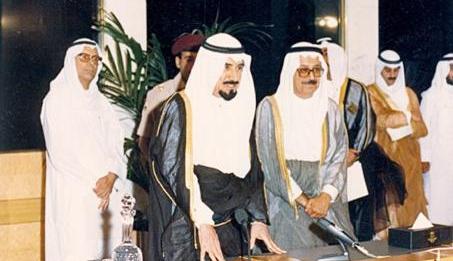  امير القلوب وإلى جواره الفقيد