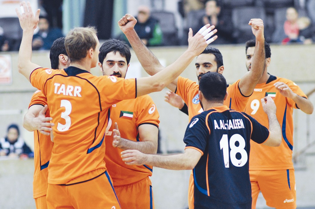 u0641u0631u062du0629 u0644u0627u0639u0628u064a u0643u0627u0638u0645u0629 u0628u0627u0644u0641u0648u0632 u0639u0644u0649 u00abu0627u0644u0643u0648u064au062au00bb (u062au0635u0648u064au0631 u062cu0627u0633u0645 u0628u0627u0631u0648u0646)