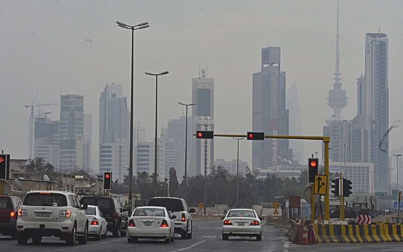 أجواء العاصمة كما بدت أمس