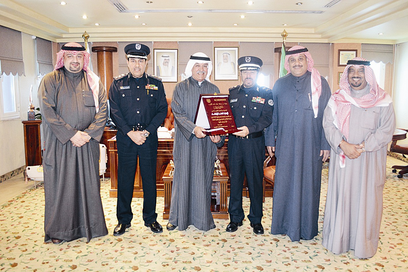 u0627u0644u0627u0646u0635u0627u0631u064a u0645u062au0633u0644u0645u0627 u062fu0631u0639u0627 u062au0643u0631u064au0645u064au0629 u0645u0646 u0639u0628u062f u0627u0644u0631u062du064au0645 u0641u062eu0631u0648