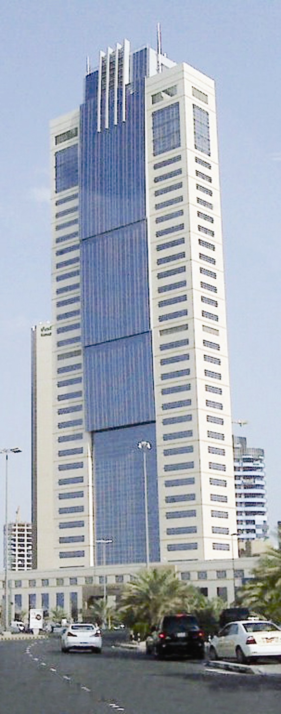 u0628u064au0639 u0628u0631u062c u00abu0628u064au062au0643u00bb u0645u0646 u062bu0645u0627u0631 u0627u0644u0647u064au0643u0644u0629