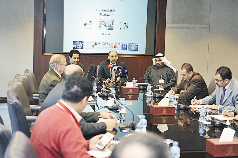 u062cu0627u0646u0628 u0645u0646 u0627u0644u0645u0624u062au0645u0631 u0627u0644u0635u062du0627u0641u064a (u062au0635u0648u064au0631 u062cu0627u0633u0645 u0628u0627u0631u0648u0646)