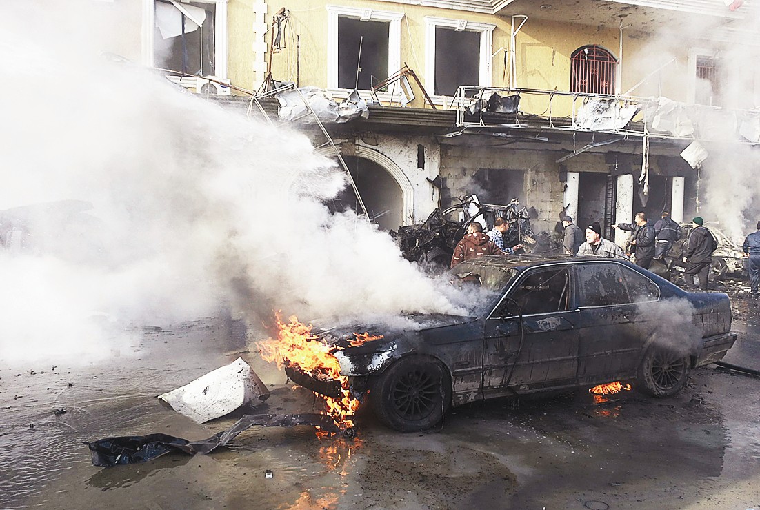 u0627u0644u062fu062eu0627u0646 u064au062au0635u0627u0639u062f u0645u0646 u0633u064au0627u0631u0629 u062au062du062au0631u0642 u0641u064a u0645u0648u0642u0639 u0627u0644u062au0641u062cu064au0631 u0641u064a u0627u0644u0647u0631u0645u0644 (u0631u0648u064au062au0631u0632)