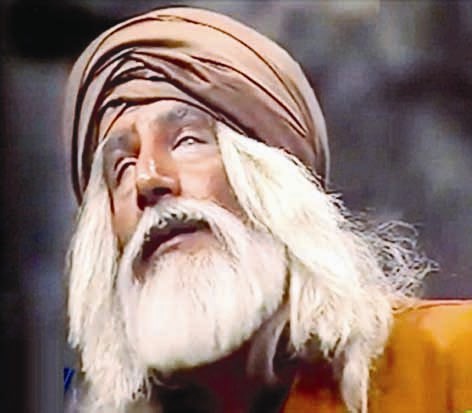 بدور العجوز الضرير في «الغرباء»