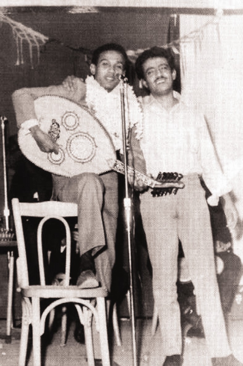 مع صديق عمره سعيد