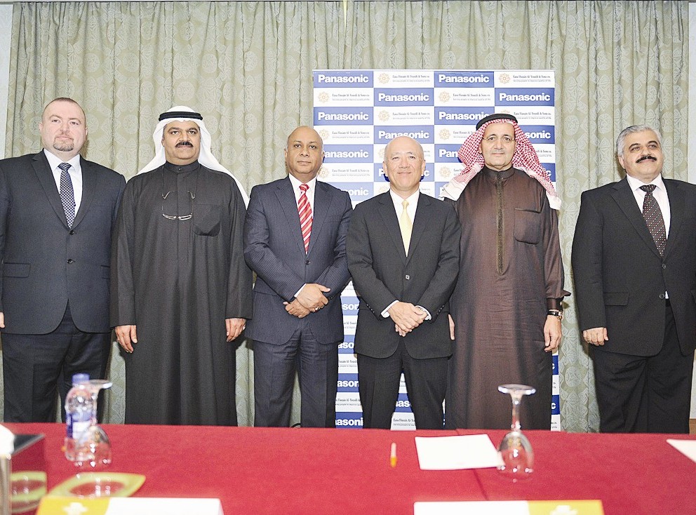 u0627u0644u064au0648u0633u0641u064a u0648u0648u0627u0643u064au062au0627 u0648u0645u0633u0624u0648u0644u0648 u0627u0644u0634u0631u0643u0629  (u062au0635u0648u064au0631 u062cu0627u0633u0645 u0628u0627u0631u0648u0646)