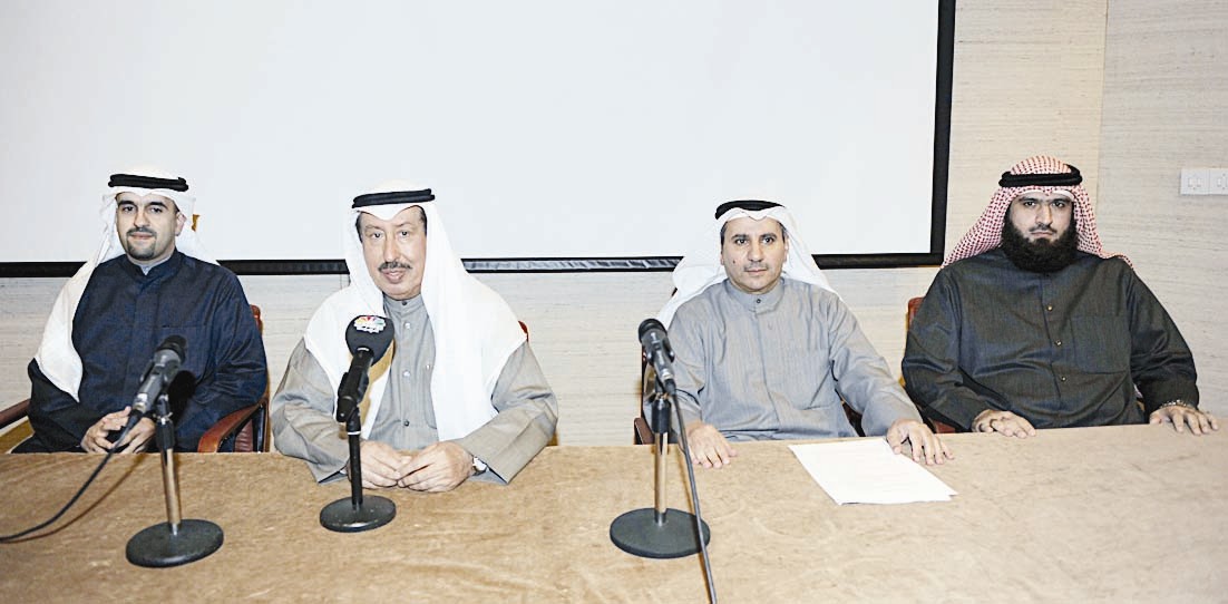 u0627u0644u0647u0627u0631u0648u0646 u0648u0627u0644u0639u064au0633u0649 u064au062au0648u0633u0637u0627u0646 u0627u0644u0635u0627u0644u062d u0648u0627u0644u0637u0628u0637u0628u0627u0626u064a u062eu0644u0627u0644 u0627u0644u0645u0624u062au0645u0631 u0627u0644u0635u062du0627u0641u064a (u062au0635u0648u064au0631 u0637u0627u0631u0642 u0639u0632u0627u0644u062fu064au0646)