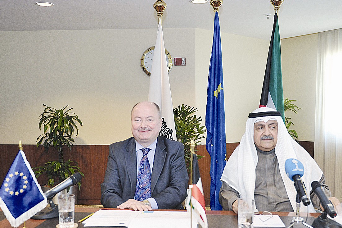 u0627u0644u063au0627u0646u0645 u0648u0643u0648u0644u0627u0634 u062eu0644u0627u0644 u0627u0644u0644u0642u0627u0621 (u062au0635u0648u064au0631 u062cu0627u0633u0645 u0628u0627u0631u0648u0646)