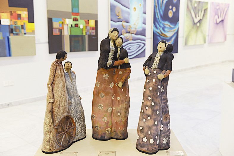 من الأعمال الفنية (تصوير زكريا عطية)