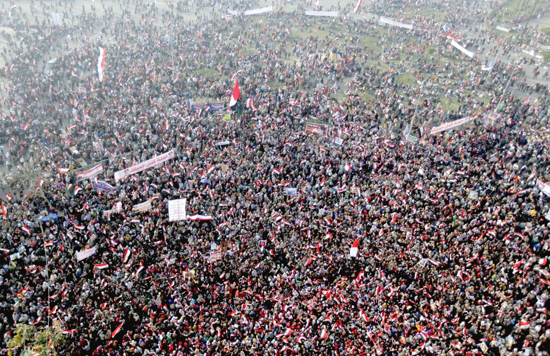 u062du0634u0648u062f u0645u0624u064au062fu0629 u0644u0644u0633u064au0633u064a u0641u064a u0645u064au062fu0627u0646 u0627u0644u062au062du0631u064au0631 u062au062du062au0641u0644 u0628u0627u0644u0630u0643u0631u0649 u0627u0644u062bu0627u0644u062bu0629 u0644u062bu0648u0631u0629 25 u064au0646u0627u064au0631 (u0627 u0628)