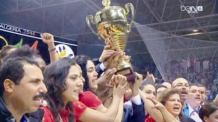 سيدات تونس يحتفلن بالكأس