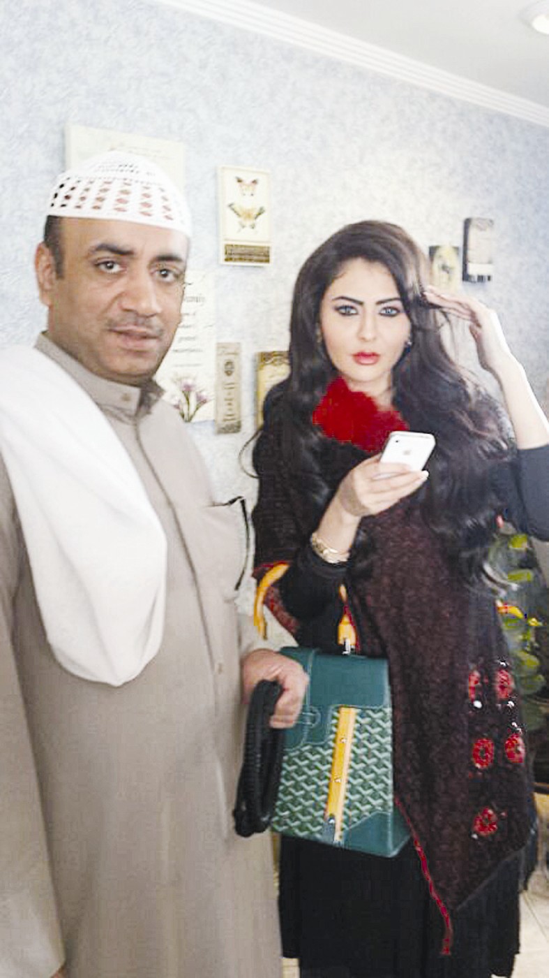 u0623u062du0645u062f u0627u0644u0639u0648u0646u0627u0646 u0648u0645u0631u064au0645 u062du0633u064au0646 u0641u064a u0627u0644u0643u0648u0627u0644u064au0633