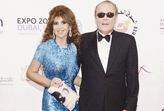 مع زوجته بوسي شلبي