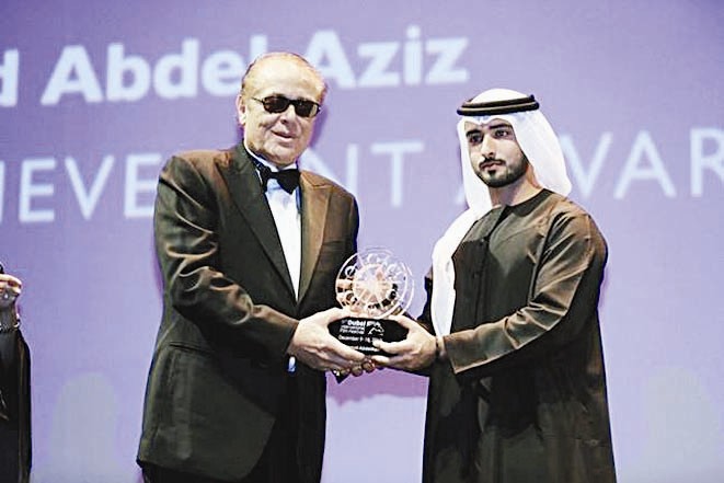 يتسلم جائزة «إنجاز العمر» من «دبي السينمائي»