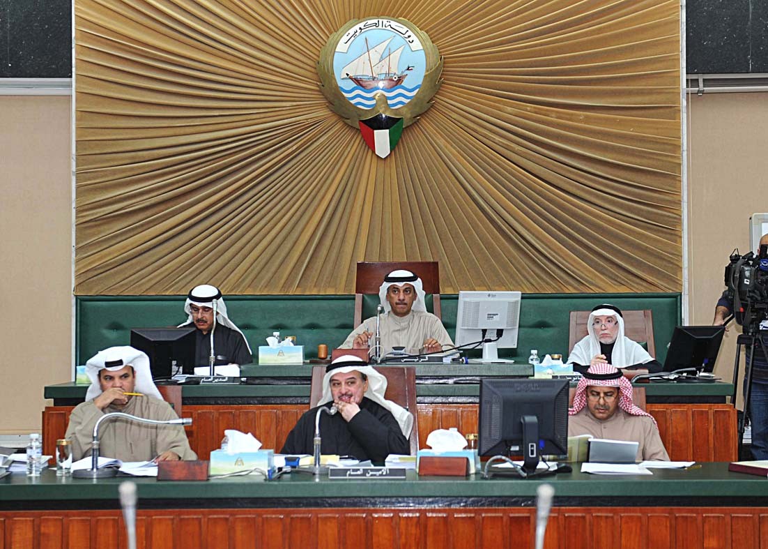 u0627u0644u062eu0627u0644u062f u0645u062au0631u0626u0633u0627 u0627u062cu062au0645u0627u0639 u0627u0644u0628u0644u062fu064a u0623u0645u0633 (u062au0635u0648u064au0631 u0633u0639u062f u0647u0646u062fu0627u0648u064a)