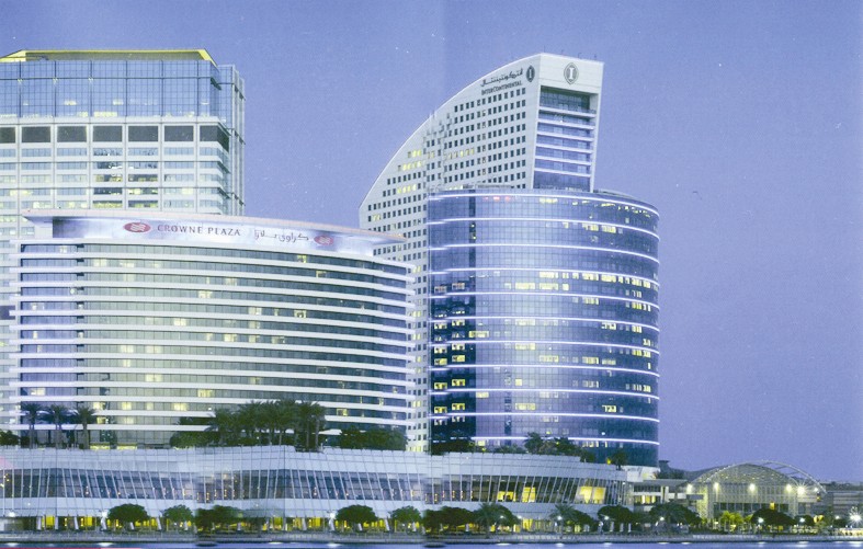 إنتركونتيننتال من الخارج