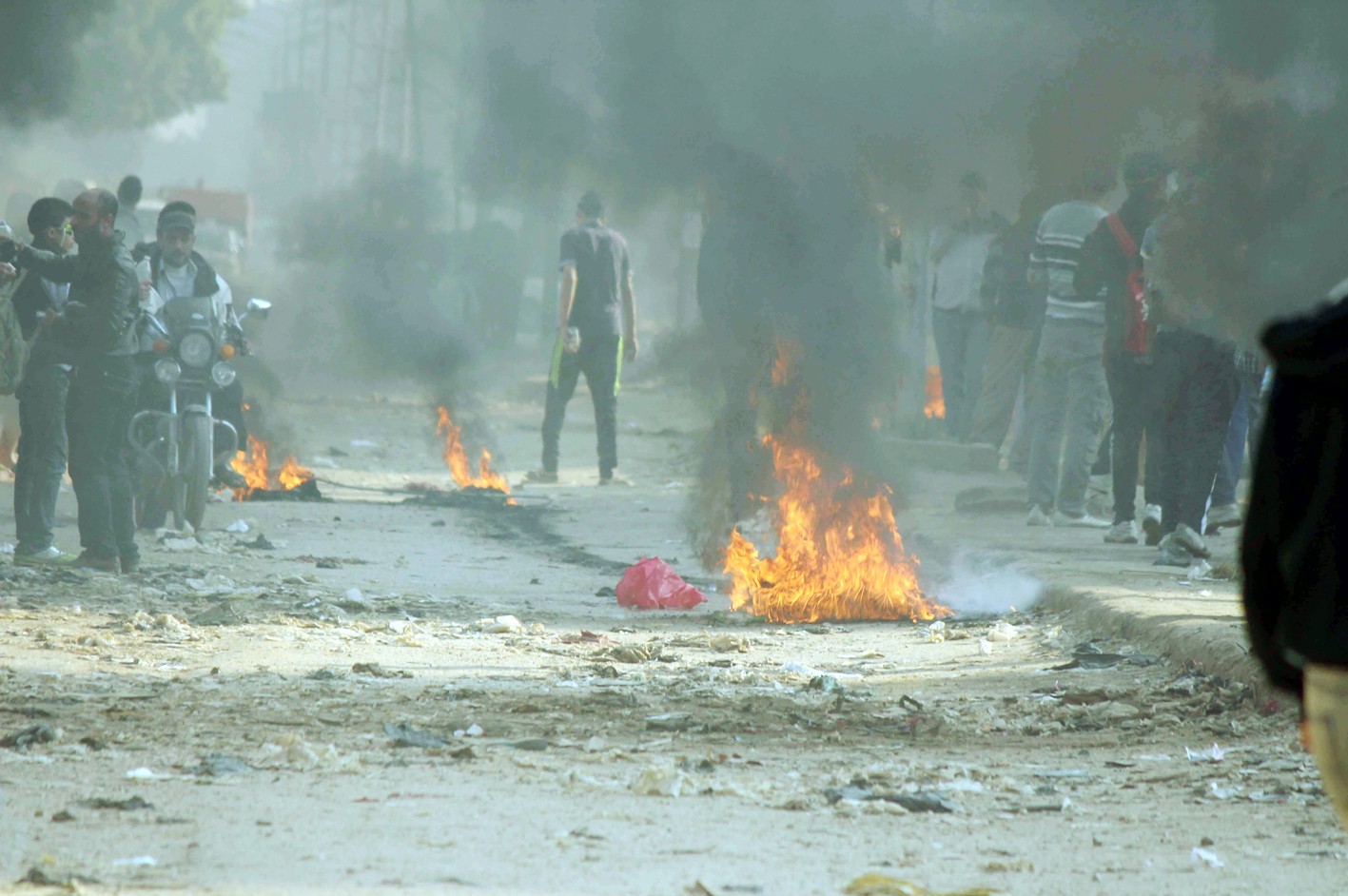 u0645u0634u0647u062f u0645u0646 u0627u0644u0627u0634u062au0628u0627u0643u0627u062a u0641u064a u0627u0644u0647u0631u0645 (u062eu0627u0635 - u00abu0627u0644u0631u0627u064au00bb)