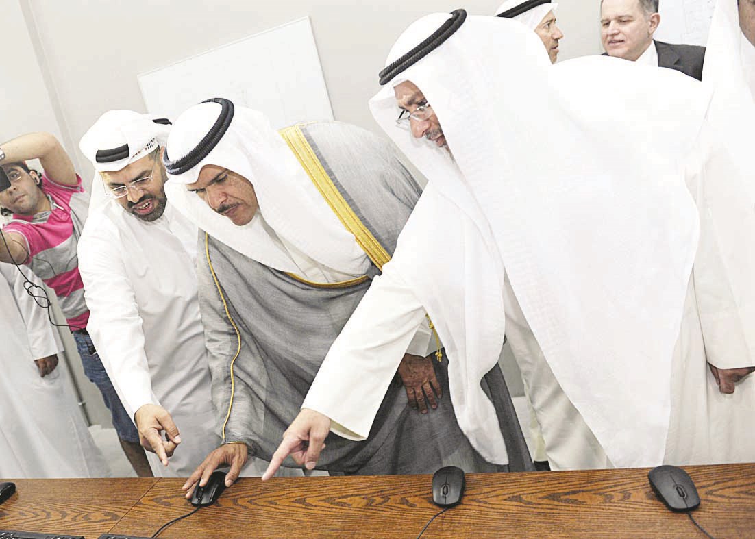 u0627u0644u062du0645u0648u062f u064au0639u0637u064a u0625u0634u0627u0631u0629 u0628u062fu0621 u0627u0641u062au062au0627u062d u0627u0644u0645u062du0637u0629 (u062au0635u0648u064au0631 u0633u0639u062f u0647u0646u062fu0627u0648u064a)