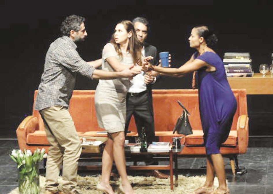 u062cu062fu0627u0644 u0639u0627u0635u0641 u0639u0644u0649 u0627u0644u0645u0633u0631u062d