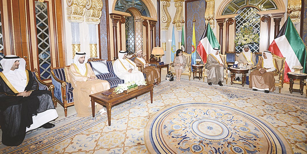 ... ووزراء السياحة الخليجيين