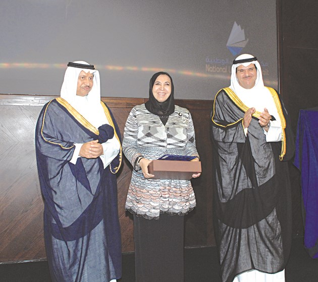 ... ويكرم الدكتورة سعاد الصباح