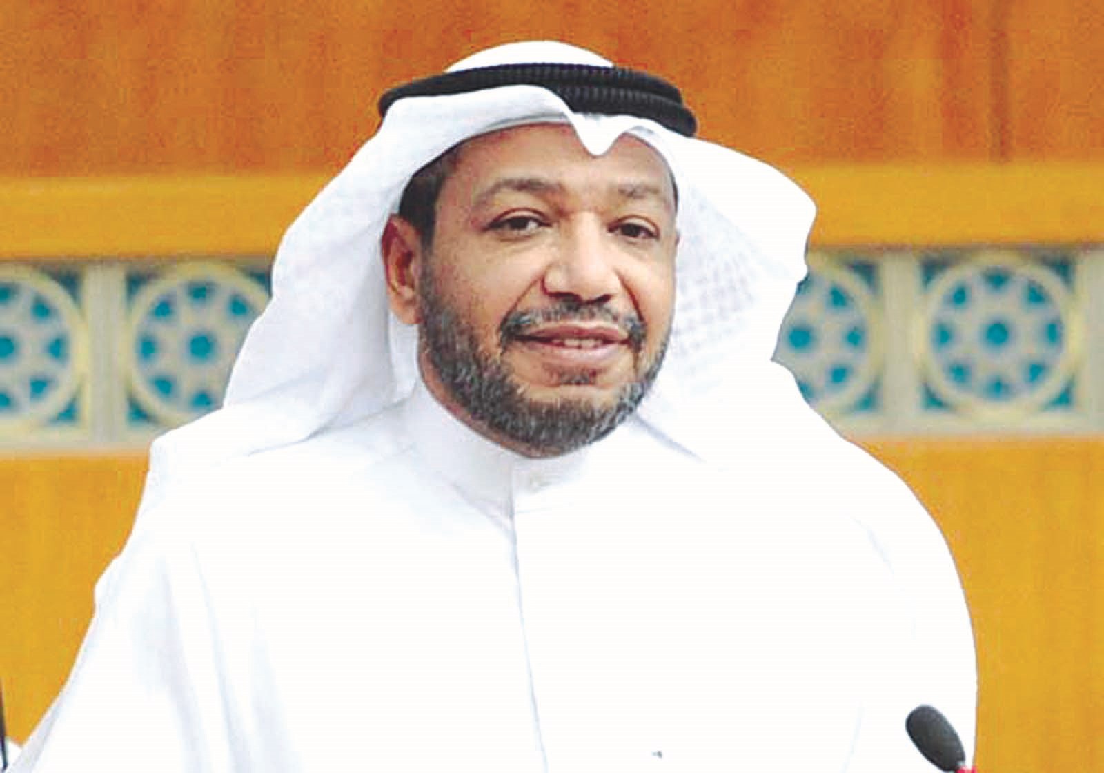 النائب والإعلامي فيصل الدويسان