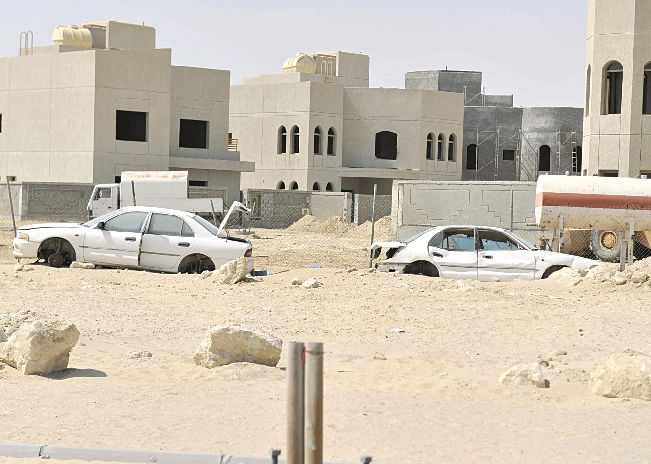 سيارات مهملة