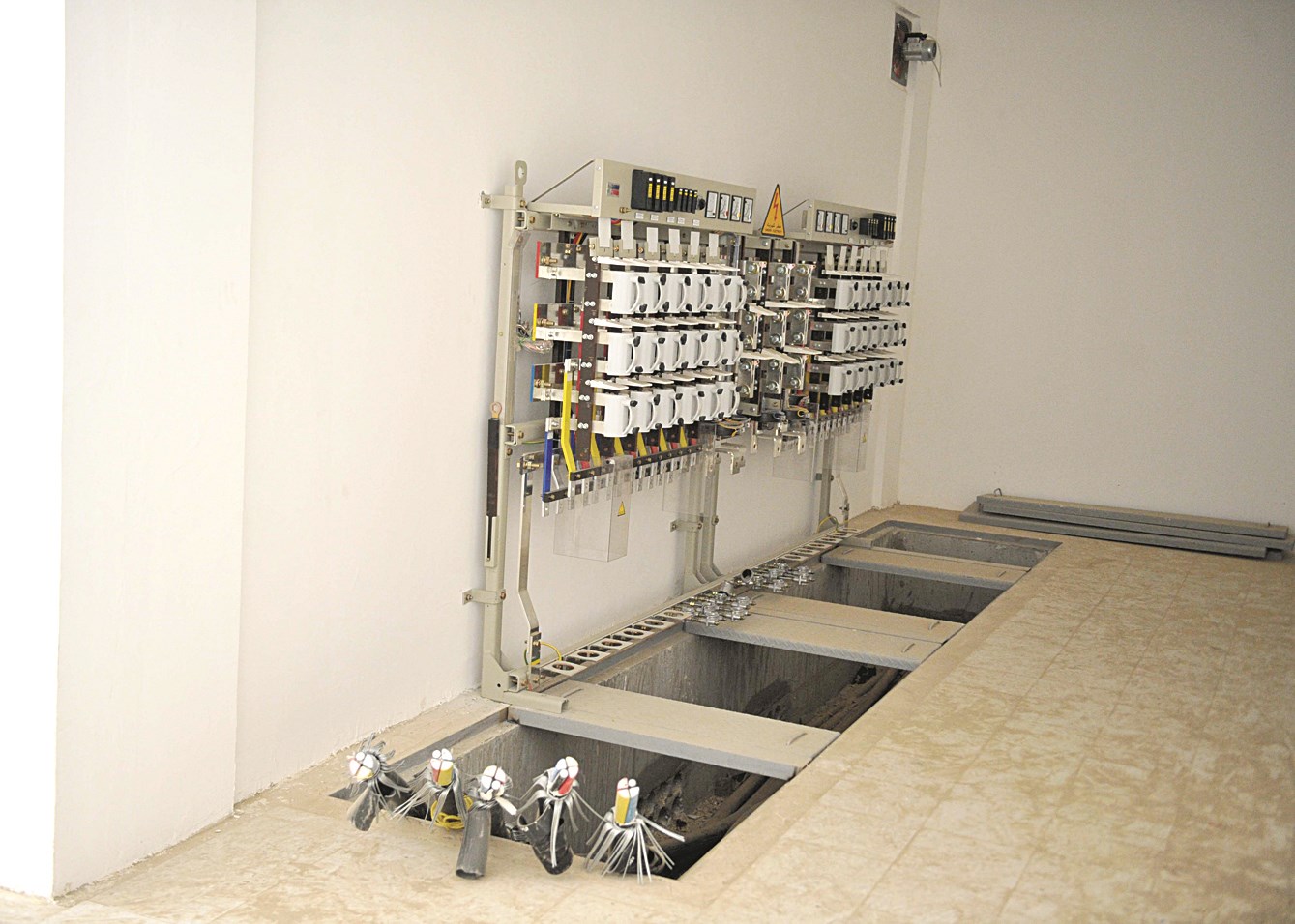 المحولات الفرعية... كيبلات فقط