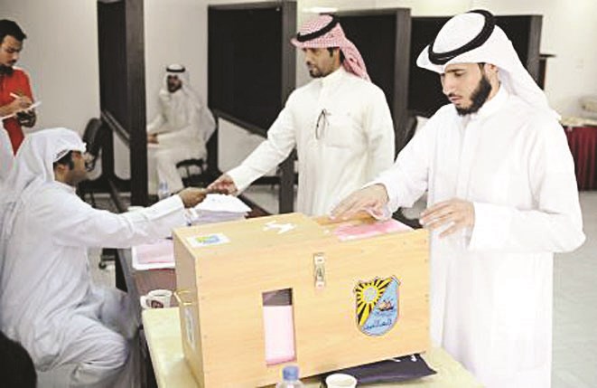 اقتراع (تصوير نايف العقلة)