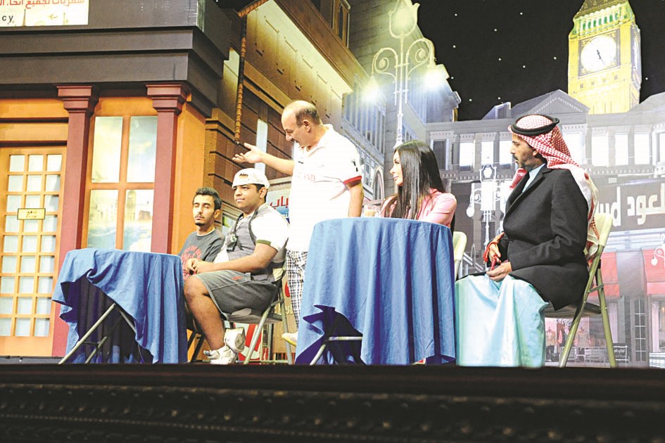 في مشهد من مسرحية «الصيدة بلندن»