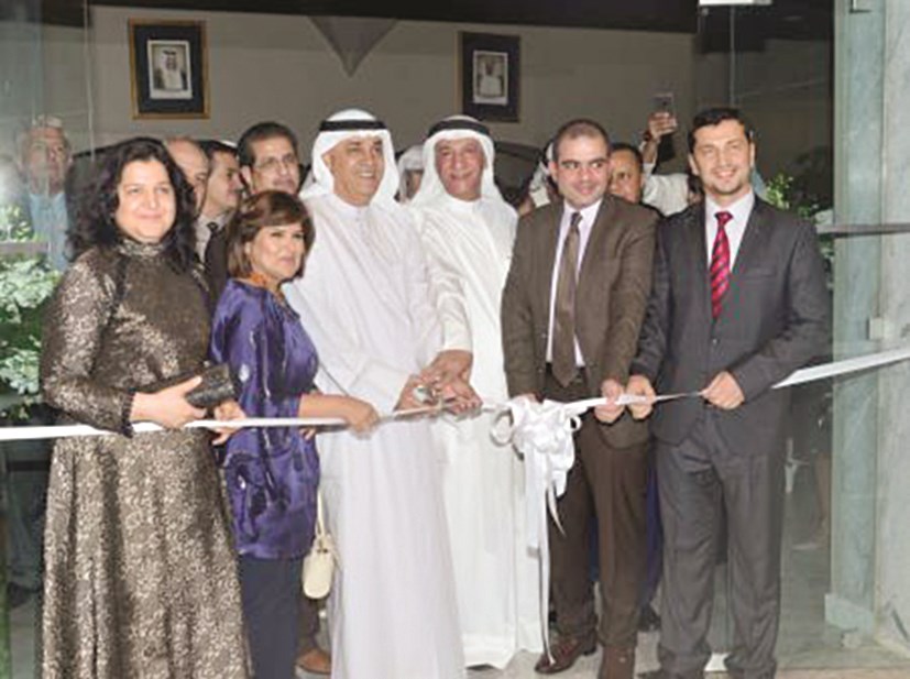 علي اليوحة يفتتح المعرض