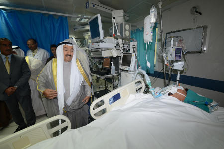 u0633u0645u0648 u0627u0644u0623u0645u064au0631 u0623u062bu0646u0627u0621 u0632u064au0627u0631u062au0647 u0627u0644u062fu0648u064au0634rn