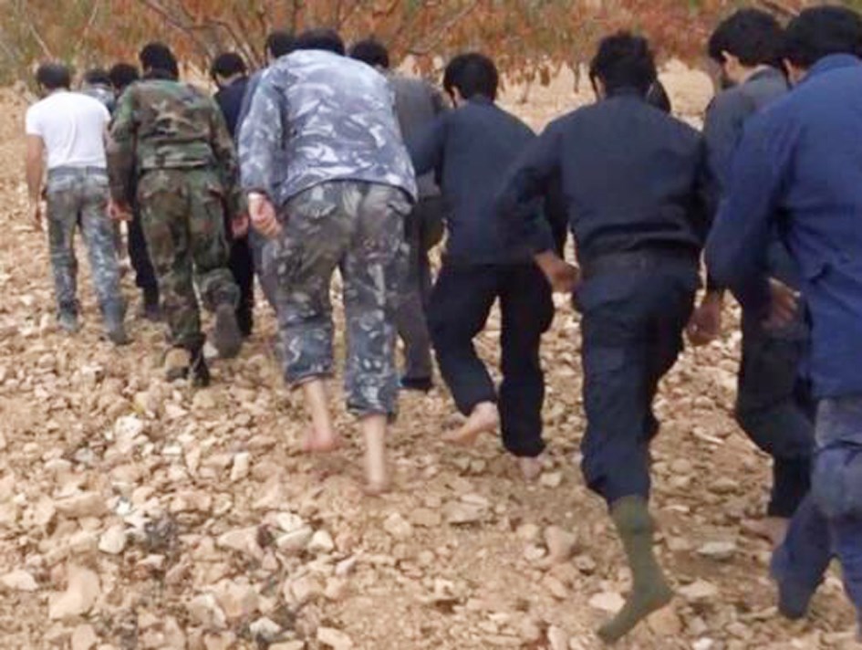 u0623u0633u0631u0649 u0645u0646 u0627u0644u062cu064au0634 u0648u0642u0648u0649 u0627u0644u0623u0645u0646 u064au0638u0647u0631 u0628u0639u0636u0647u0645 u062du0641u0627u0629 u0641u064a u0635u0648u0631u0629 u0645u0646 u0627u0644u0634u0631u064au0637 u0627u0644u0630u064a u0648u0632u0651u0639u062au0647 u00abu0627u0644u0646u0635u0631u0629u00bb