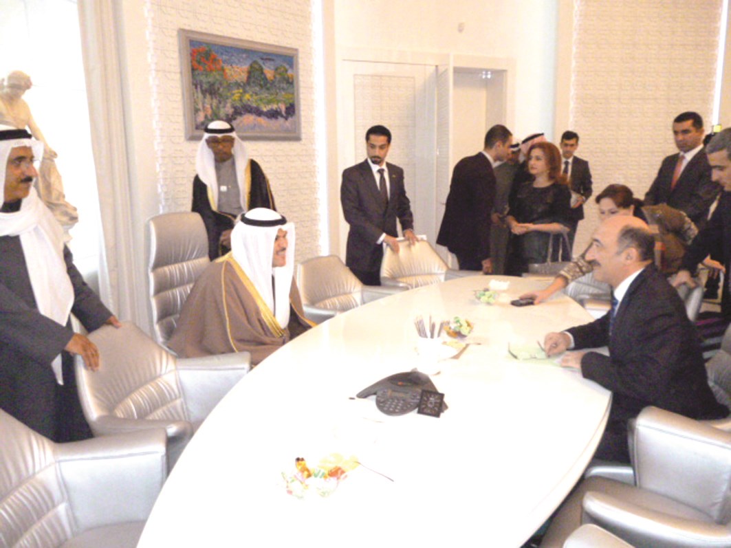 u0633u0644u0645u0627u0646 u0627u0644u062du0645u0648u062f u062eu0644u0627u0644 u0627u0644u0645u0628u0627u062du062bu0627u062a u0645u0639 u0631u062du064au0645u0648u0641