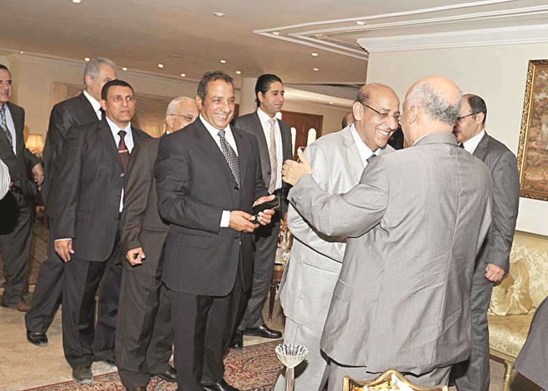 u0627u0644u0633u0641u064au0631 u0639u0628u062fu0627u0644u0643u0631u064au0645 u0633u0644u064au0645u0627u0646 u0645u0633u062au0642u0628u0644u0627 u0627u0644u0645u0647u0646u0626u064au0646