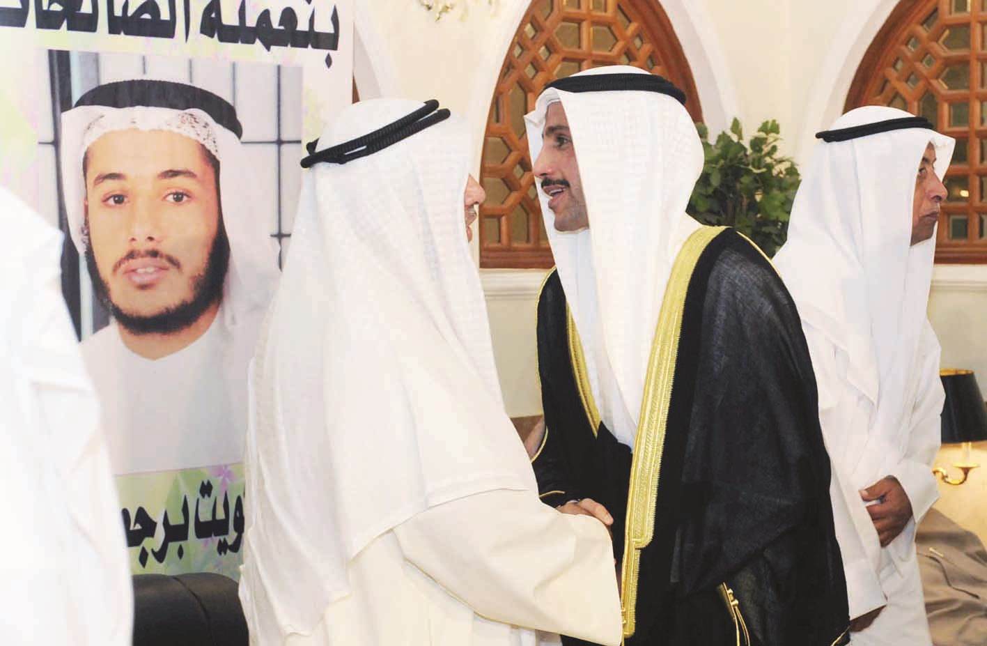 رئيس مجلس الأمة مرزوق الغانم مهنّئاً والد العودة