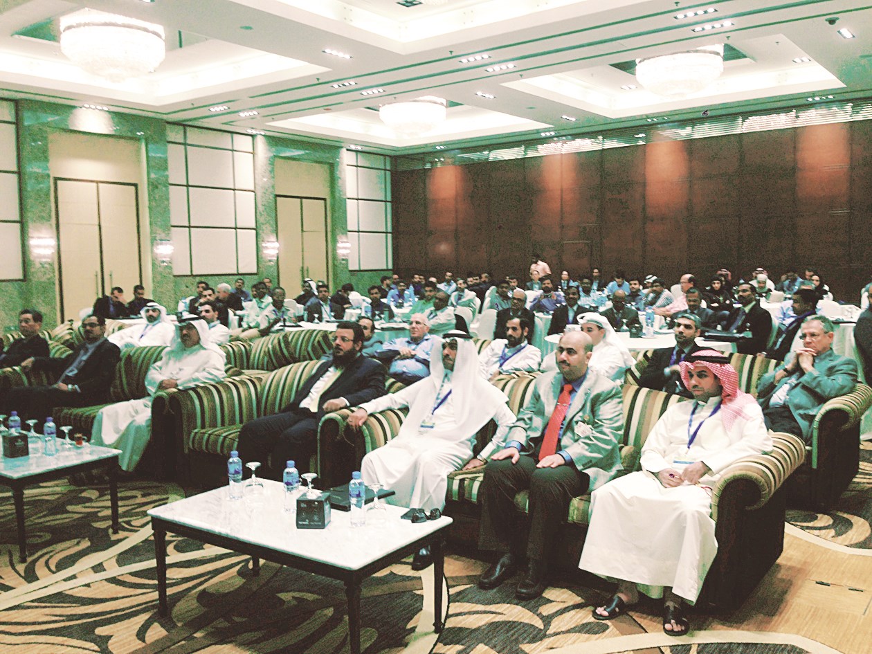 u062cu0627u0646u0628 u0645u0646 u0627u0644u0645u0634u0627u0631u0643u064au0646 u0641u064a u0627u0644u0645u0624u062au0645u0631