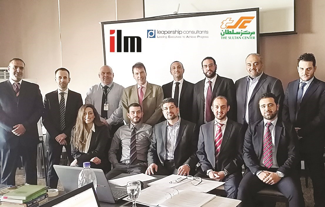 المديرون التنفيذيون في الشركة