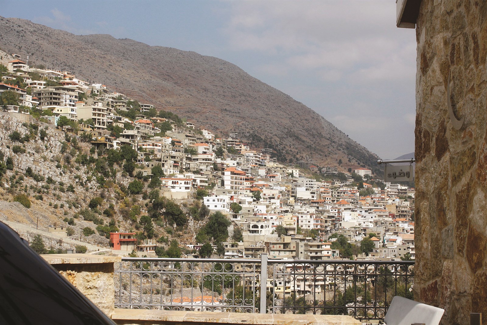 u0627u0644u0645u0642u0644u0628 u0627u0644u0644u0628u0646u0627u0646u064a u0644u062cu0628u0644 u0627u0644u0634u064au062e ... u00abu062du0628u0652u0633 u0623u0646u0641u0627u0633u00bb