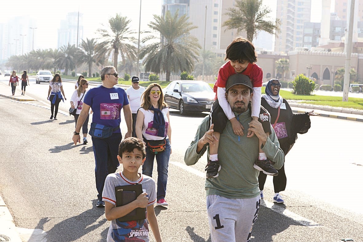 الزميل غانم وولداه بين المتنافسين