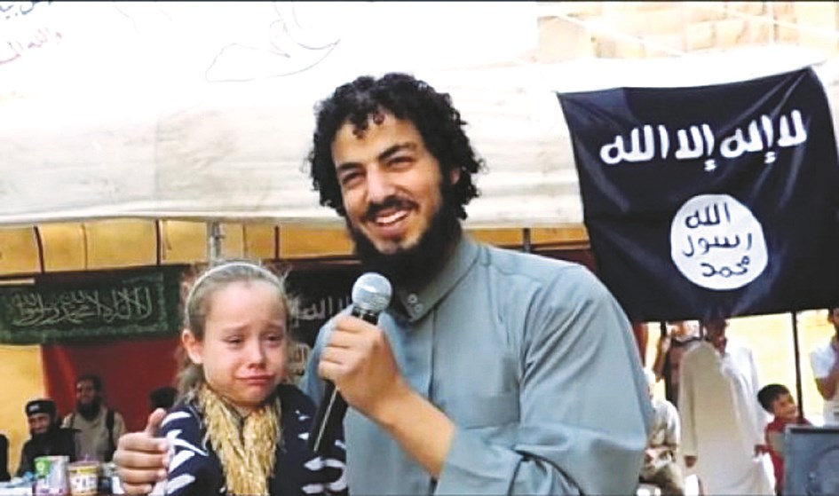 بين ابتسامة ورعب يتمثل الفرق في الفهم العقيم للإسلام