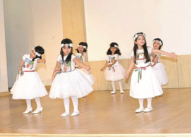 فقرة فنية (تصوير نايف العقلة )