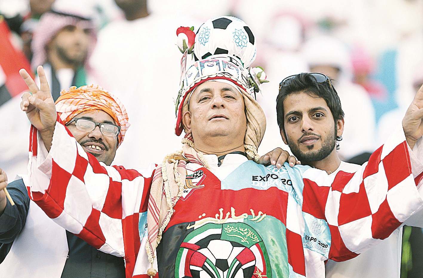 جماهير الإمارات لن ترضى بغير الفوز بديلاً