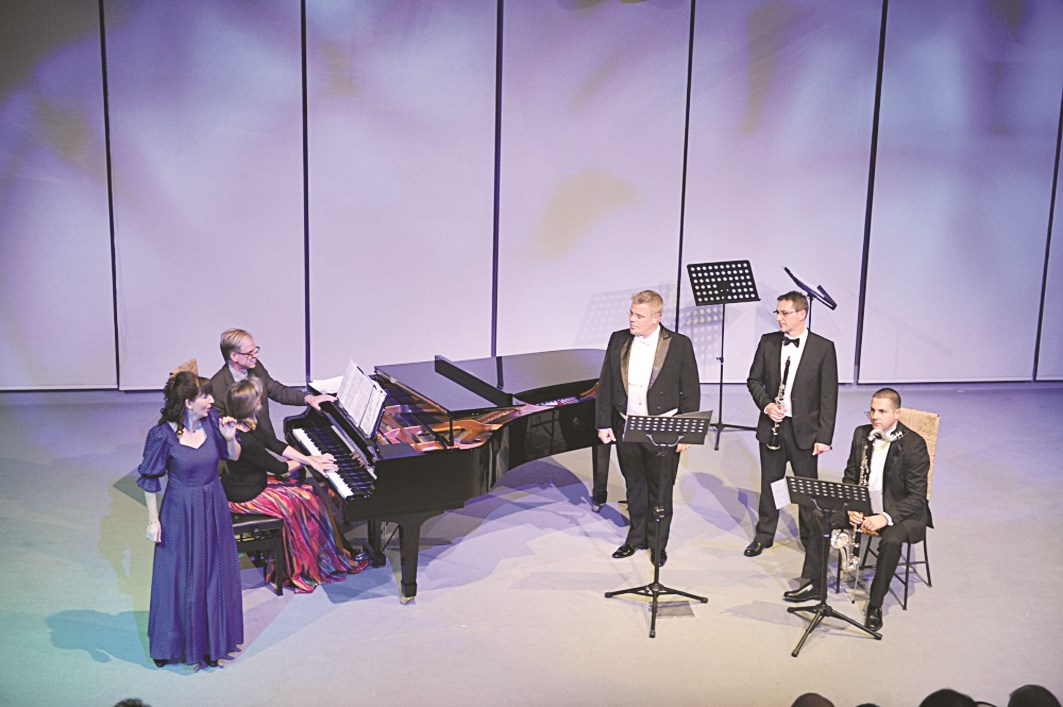 u0645u0646 u0627u0644u062du0641u0644 u0627u0644u0645u0648u0633u064au0642u064a (u062au0635u0648u064au0631 u0646u0648u0631 u0647u0646u062fu0627u0648u064a)