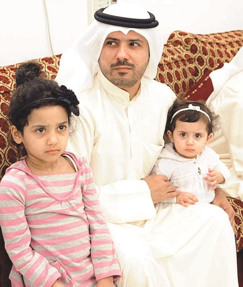 ناخب وطفلاه