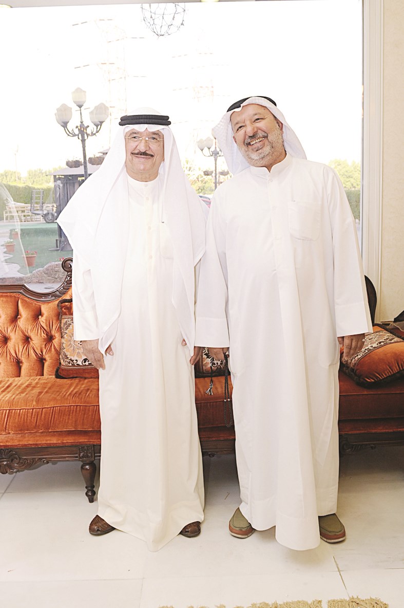 مال الله مع ابنه نظير