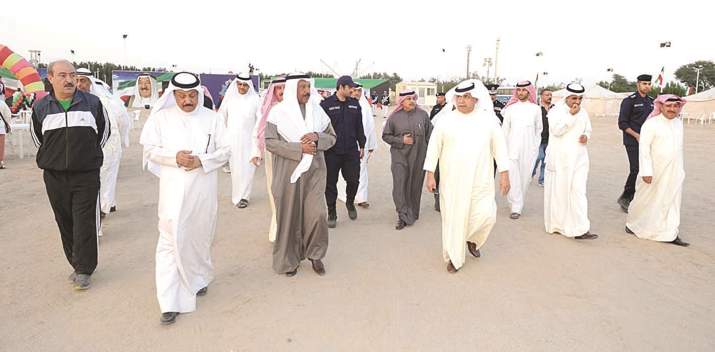 جولة في المخيم